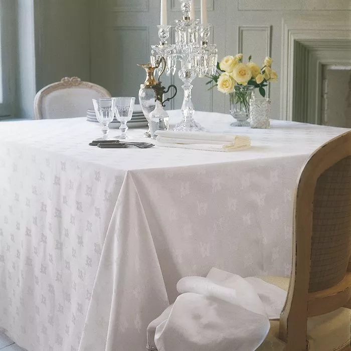 Ivy Leaf Tablecloth And Napkins